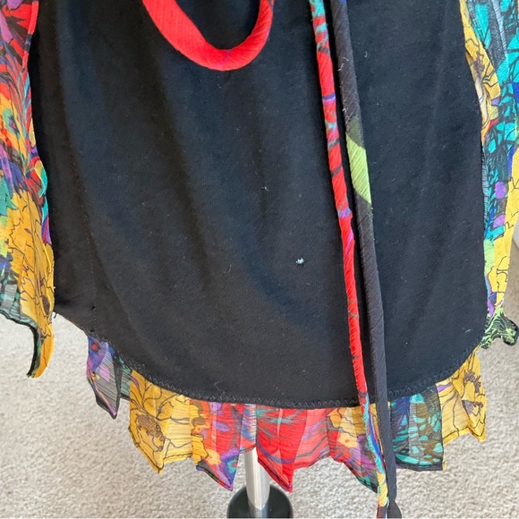 SOLD Alberto Makali Embroidered Top Black Multicolor Floral L - Picture 8 of 10